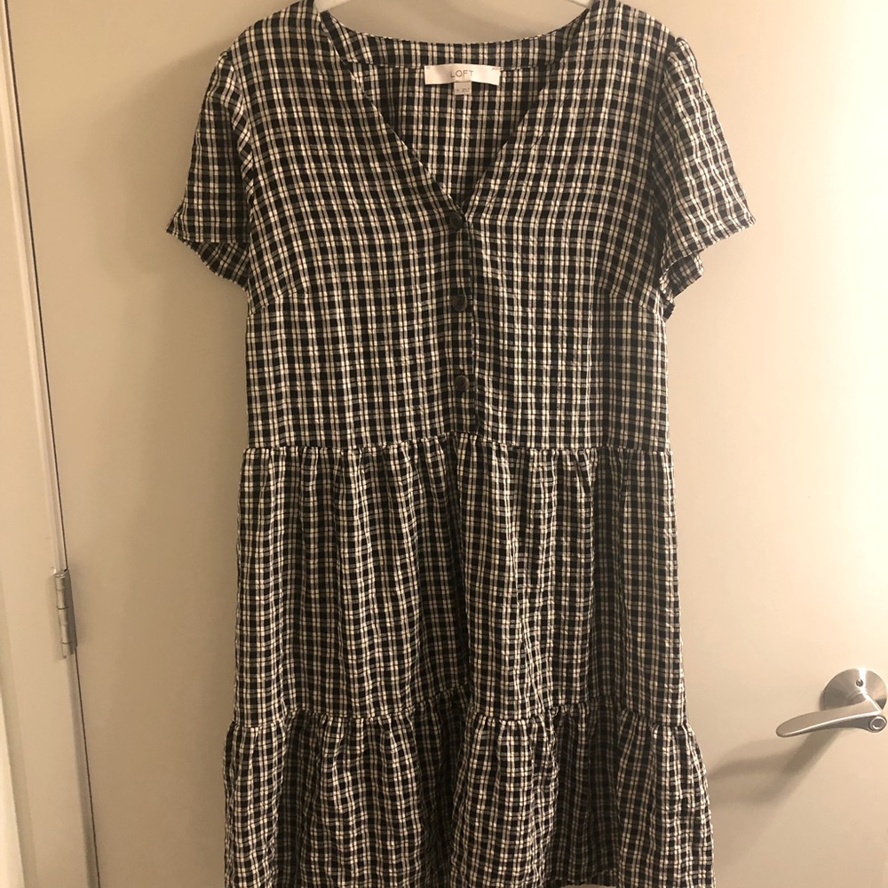 Loft button front checkered dress size M